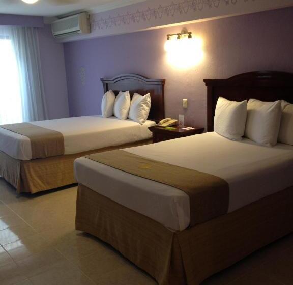 هتل Plaza Colonial