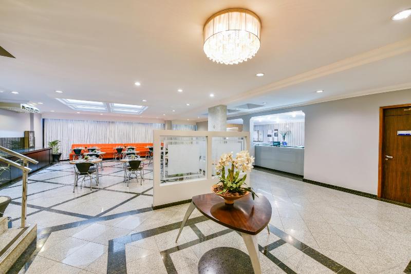 ホテル Plaza Inn Executive