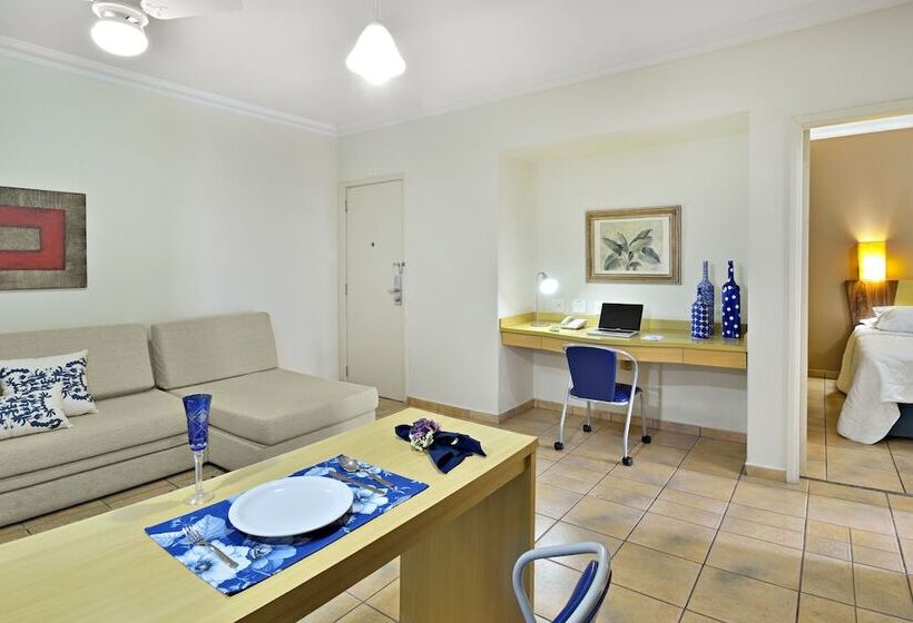 فندق Plaza Inn Flat Araxa