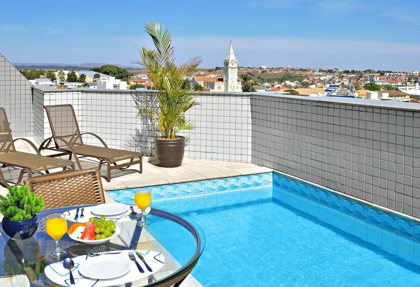 فندق Plaza Inn Flat Araxa