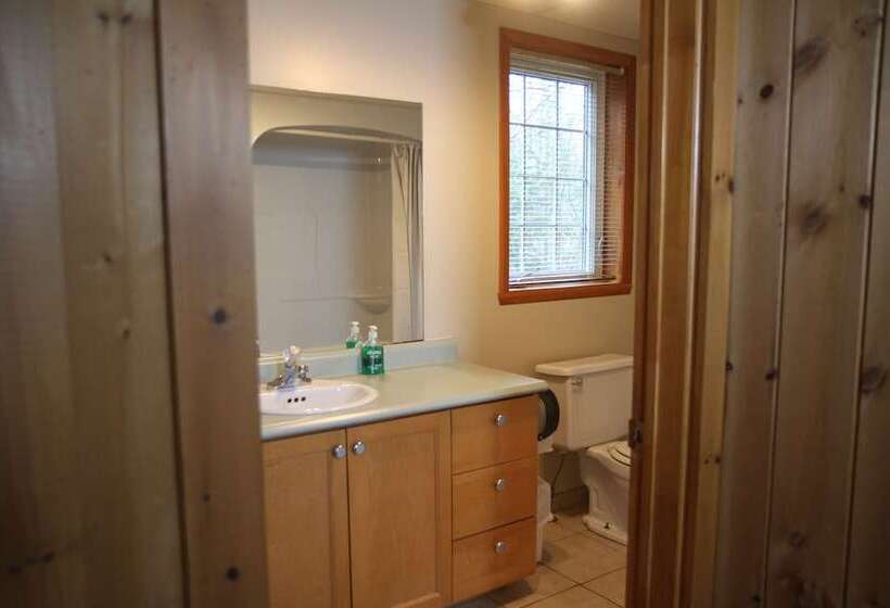 Отель Pourvoirie Du Lac Blanc