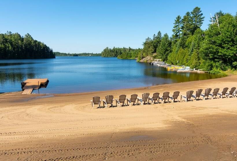 Отель Pourvoirie Du Lac Blanc