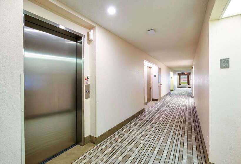 فندق Quality Inn I70 Near Kansas Speedway