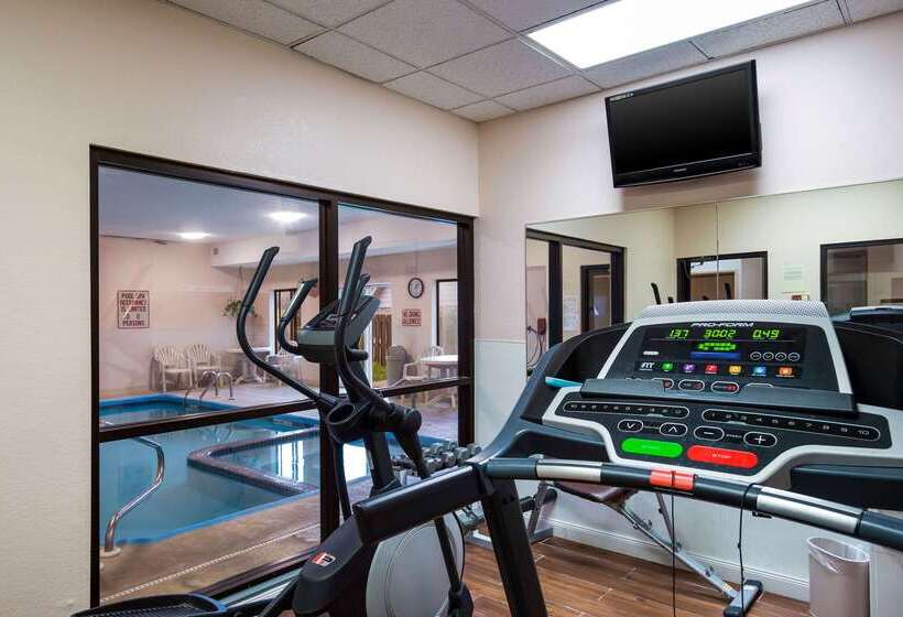 فندق Quality Inn I70 Near Kansas Speedway