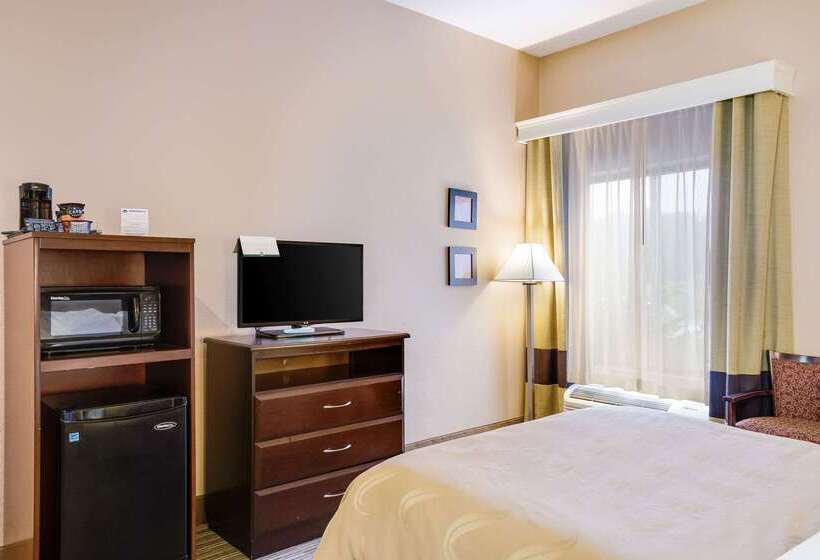 فندق Quality Inn I70 Near Kansas Speedway
