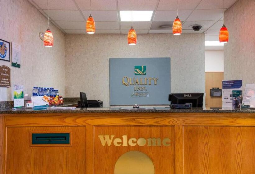 فندق Quality Inn I70 Near Kansas Speedway