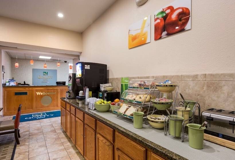 فندق Quality Inn I70 Near Kansas Speedway