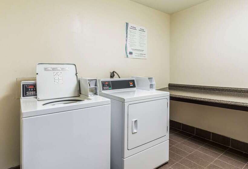 호텔 Quality Inn Memphis Northeast Near I40