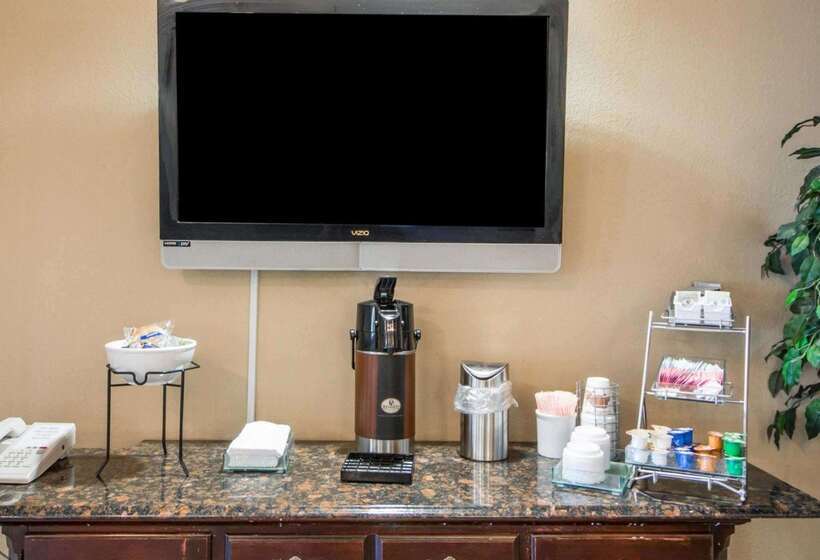 فندق Quality Inn Tulsadowntown West