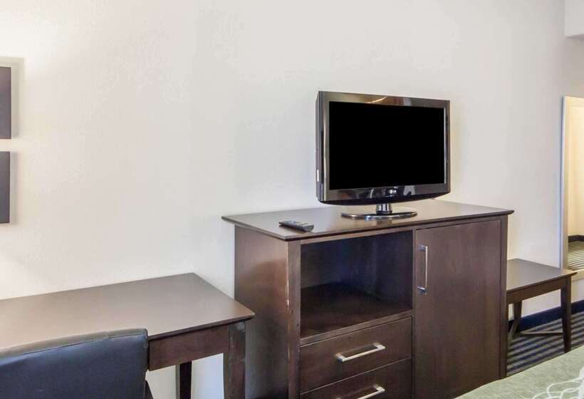 فندق Quality Inn Tulsadowntown West