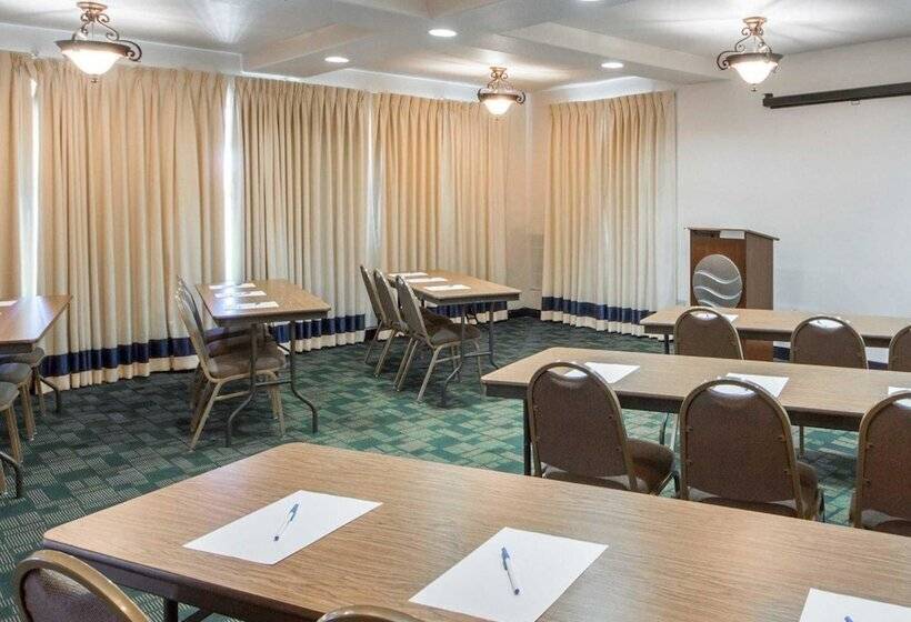 فندق Quality Inn Tulsadowntown West