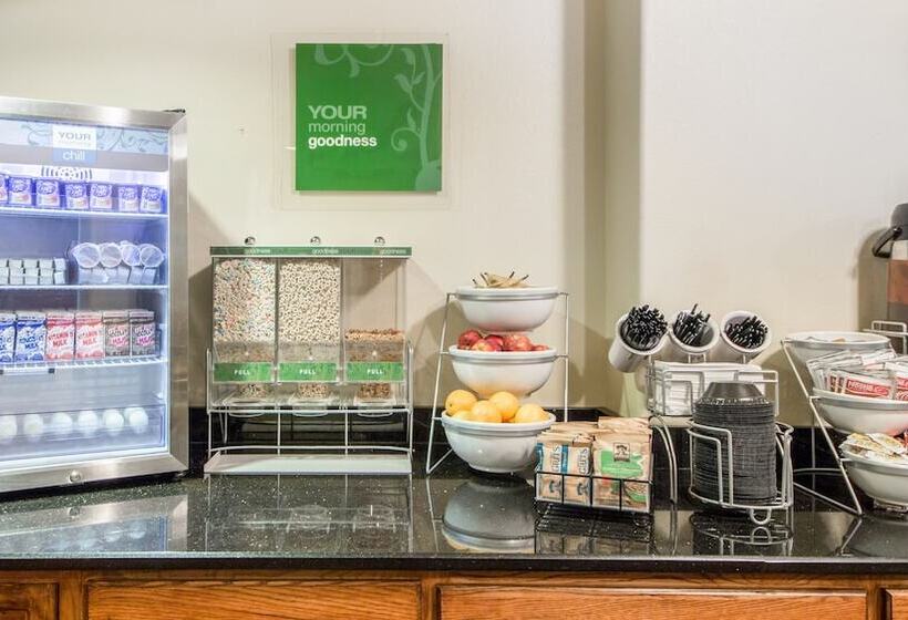 فندق Quality Inn Tulsadowntown West