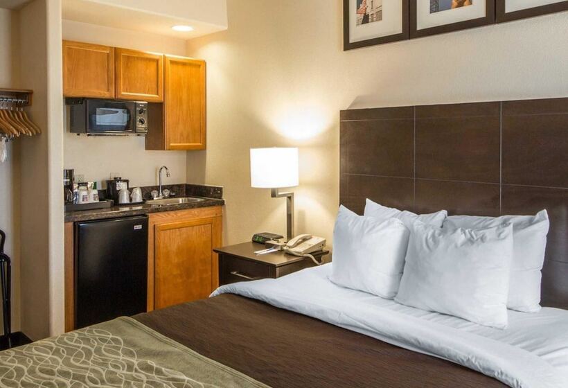 فندق Quality Inn Tulsadowntown West