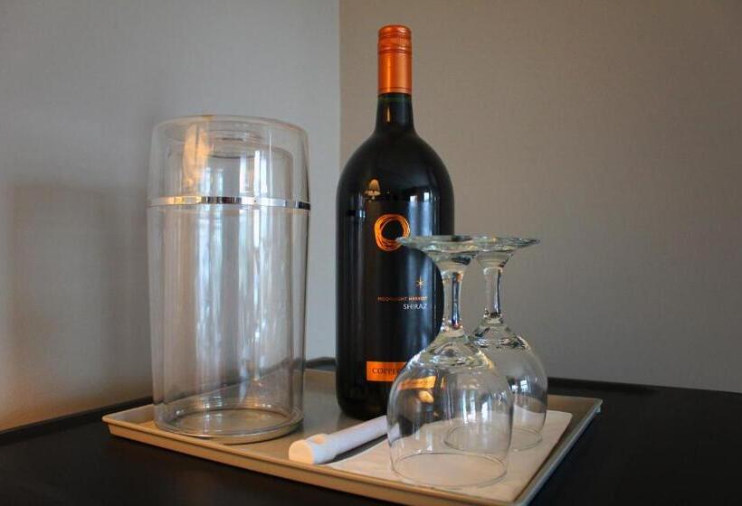 Szálloda Quarterdeck Inn Port Hardy