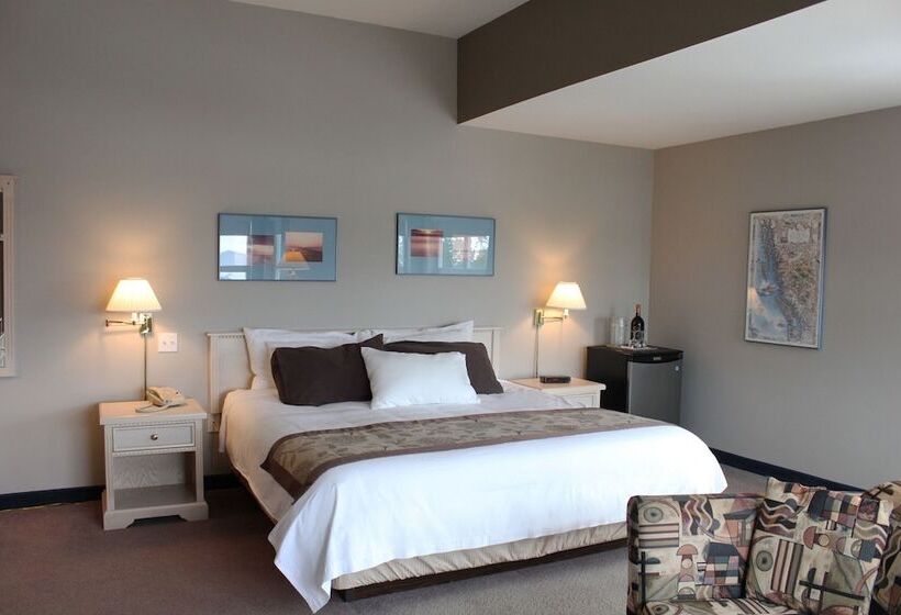 Szálloda Quarterdeck Inn Port Hardy