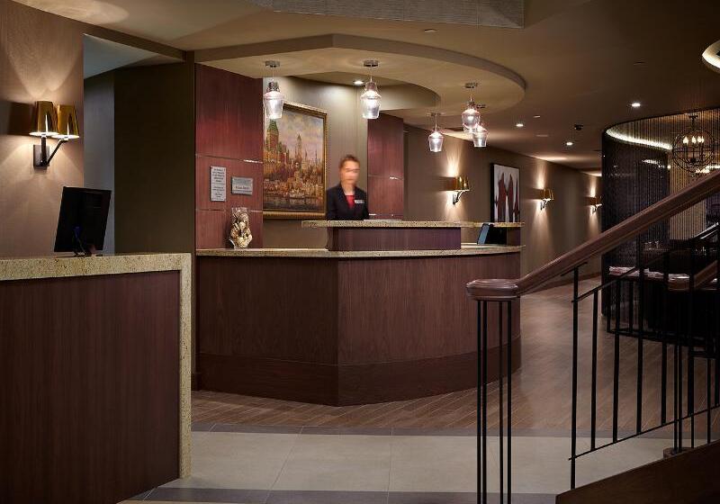 Отель Marriott Quebec City Downtown