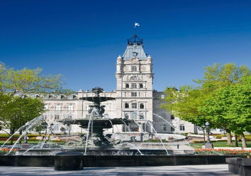 Отель Marriott Quebec City Downtown