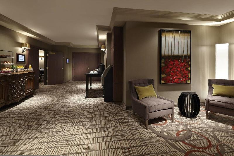 Отель Marriott Quebec City Downtown