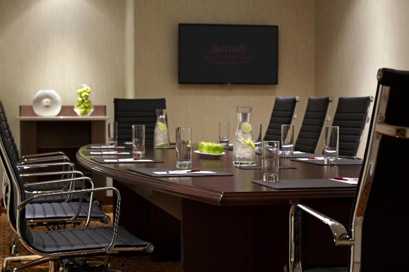 Отель Marriott Quebec City Downtown