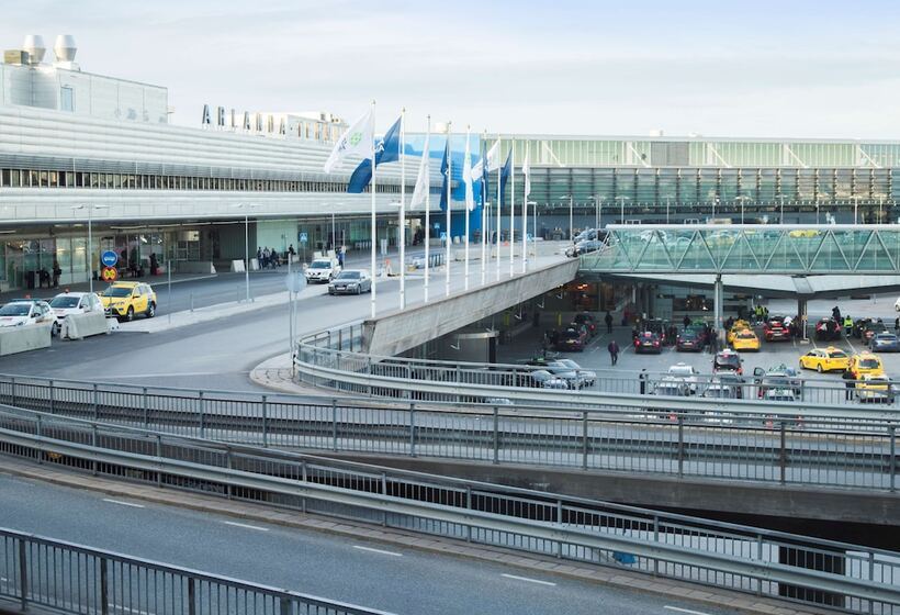هتل Radisson Blu Airport Terminal