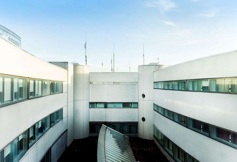 ホテル Radisson Blu Airport Terminal