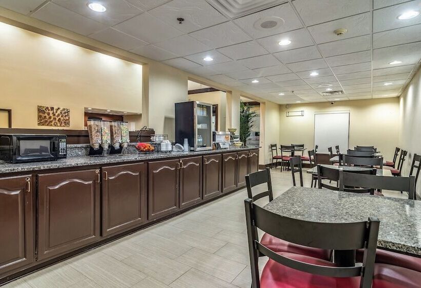 호텔 Red Roof Plus+ & Suites Atlanta Airport South