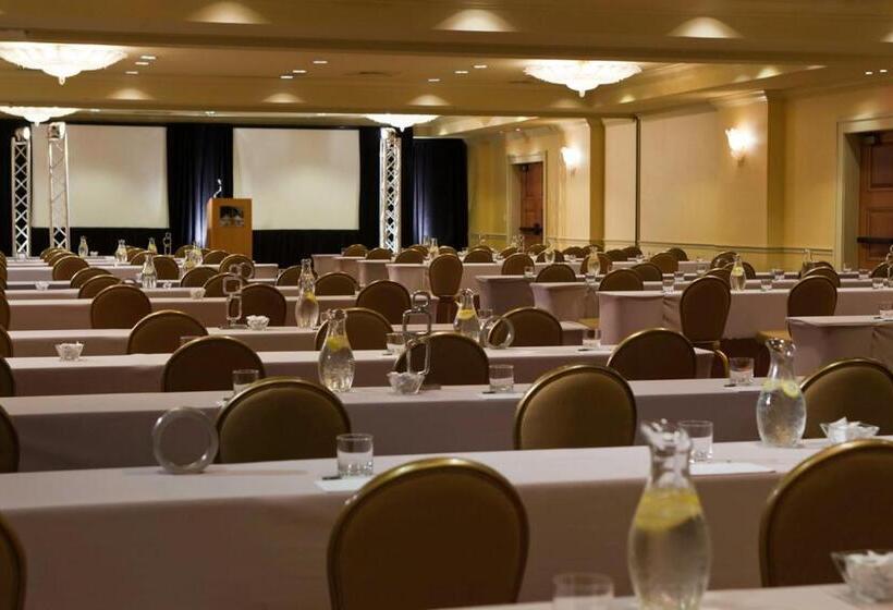 هتل Renaissance New Orleans Arts Warehouse District