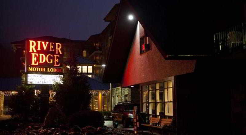 בית מלון כפרי River Edge Inn