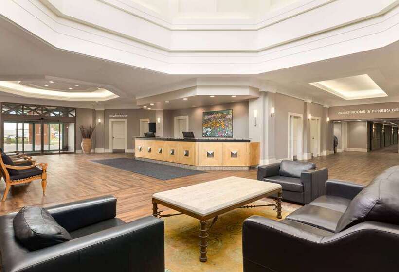 Royal Hotel Calgary, Trademark Collection By Wyndham