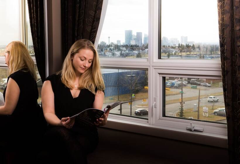 Royal Hotel Calgary, Trademark Collection By Wyndham