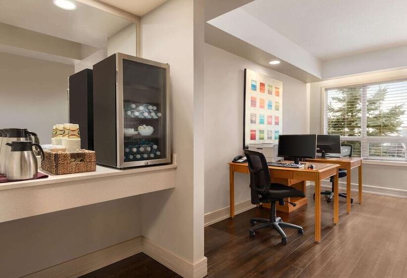 Royal Hotel Calgary, Trademark Collection By Wyndham