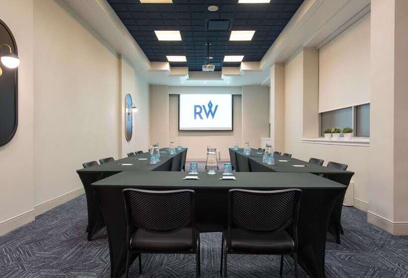 Royal William, Ascend Hotel Collection