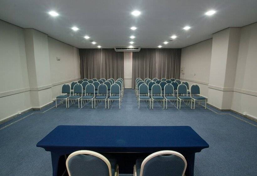 בית מלון כפרי Sj Executive   San Juan Curitiba