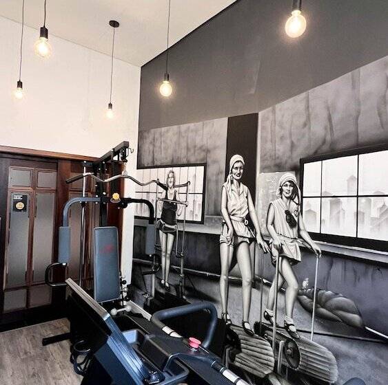 Отель Johnscher By Sj   San Juan Curitiba