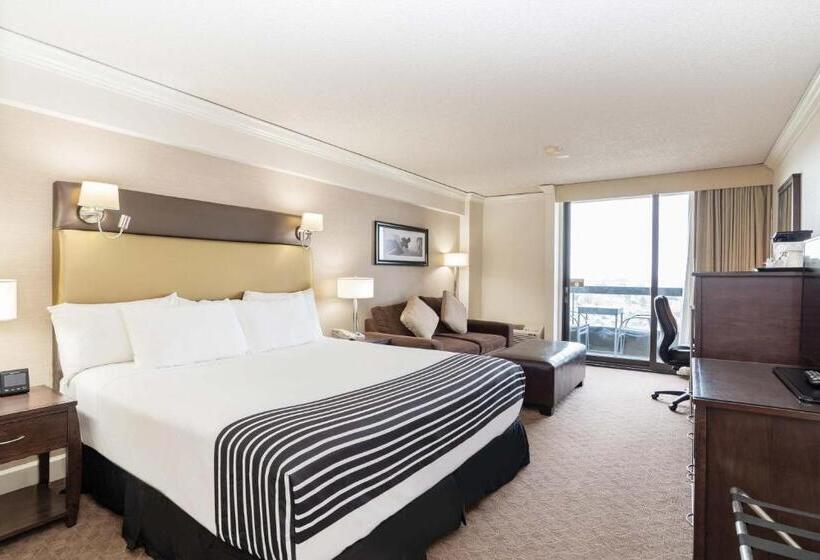 Sandman Signature Vancouver Airport Hotel & Resort