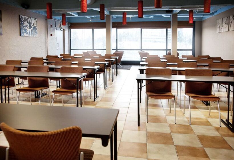 فندق Scandic Espoo