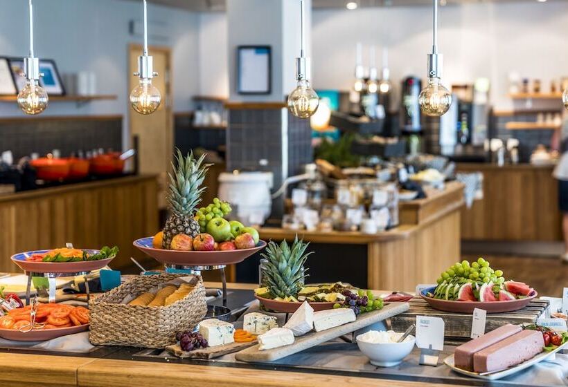 Отель Scandic Portalen