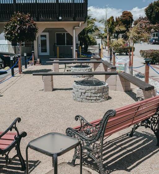 فندق Sea Air Inn & Suites   Downtown   Restaurant Row