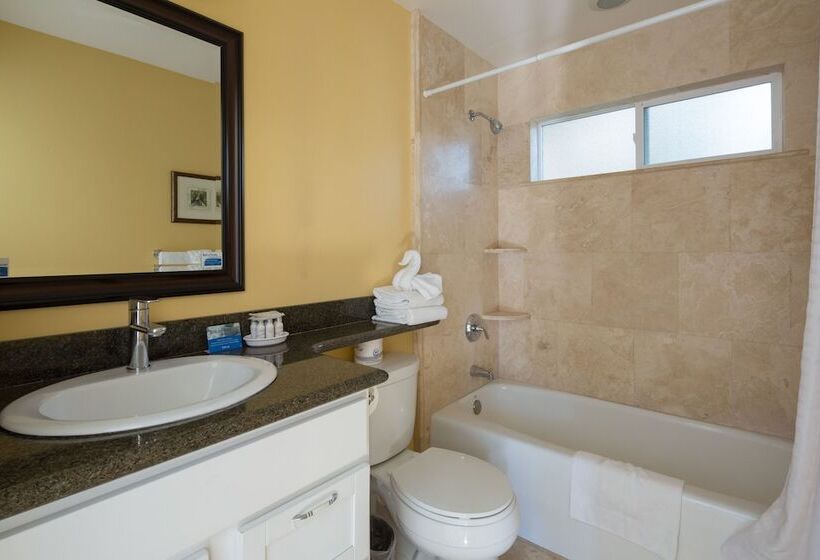 בית מלון כפרי Sea Breeze Inn  Pacific Grove