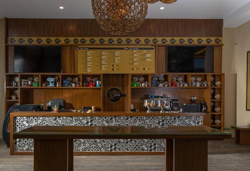 בית מלון כפרי Smart Cancun The Urban Oasis