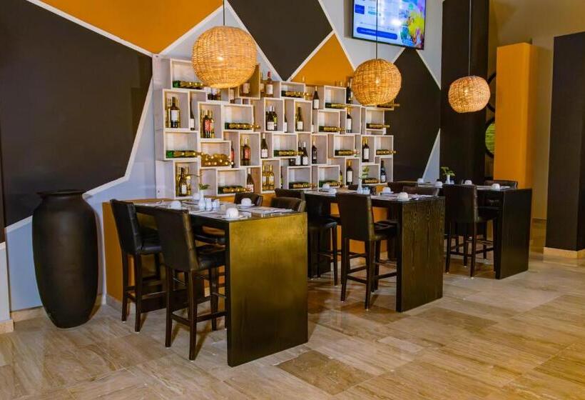 בית מלון כפרי Smart Cancun The Urban Oasis