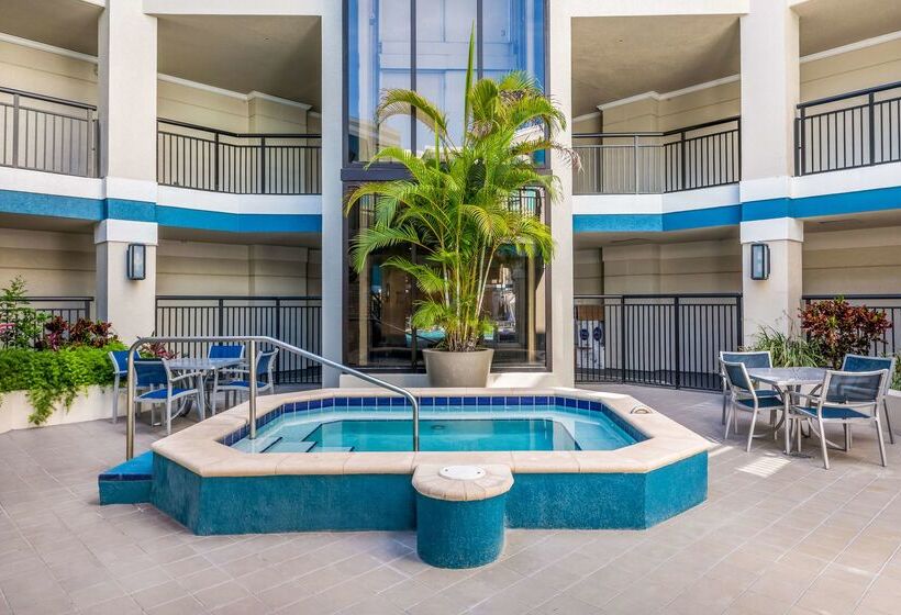 هتل Sonesta Es Suites Orlando International Drive