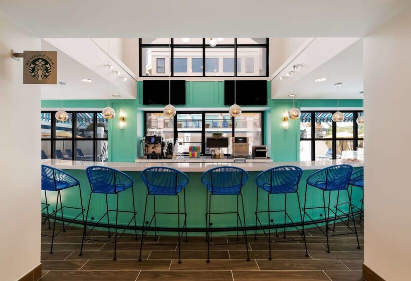 هتل Sonesta Es Suites Orlando International Drive