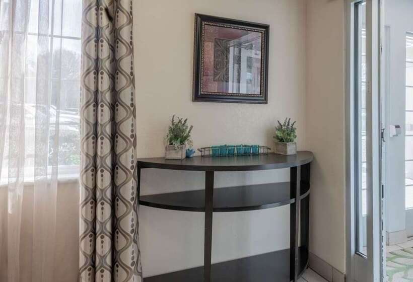 فندق Sonesta Simply Suites Silicon Valley Santa Clara