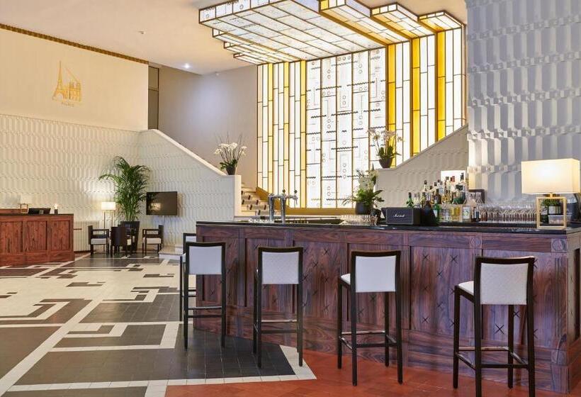 Отель & Spa Vacances Bleues Le Splendid