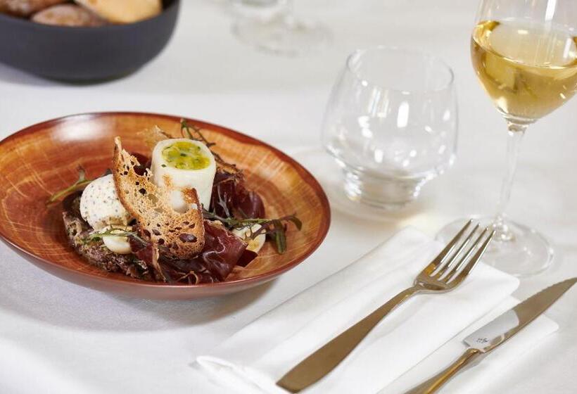 Отель & Spa Vacances Bleues Le Splendid