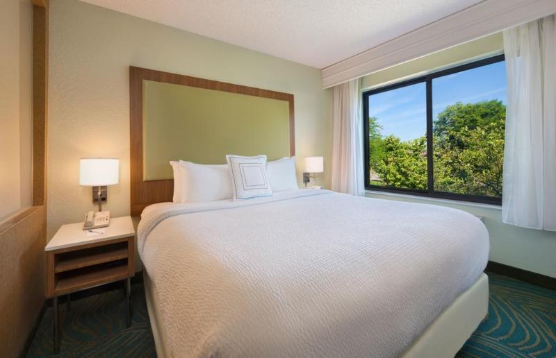 Отель Springhill Suites Mishawaka University Area
