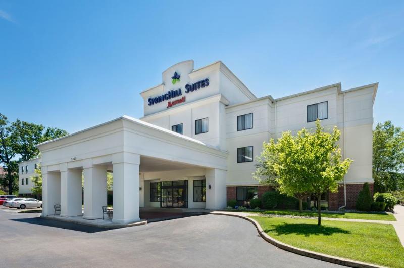 Отель Springhill Suites Mishawaka University Area