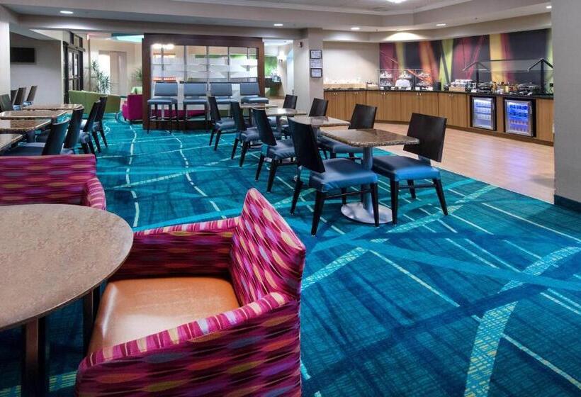 هتل Springhill Suites By Marriott Greensboro