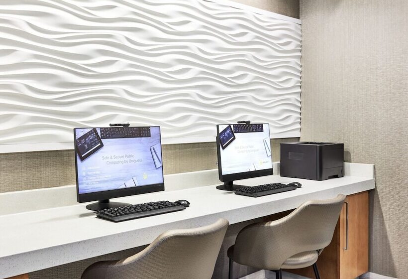 هتل Springhill Suites Phoenix Tempe Airport